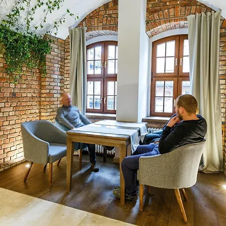 Hotel Zamek 2*